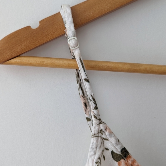 American Eagle Flowy Floral Crop Top sz Medium - Picture 7 of 9